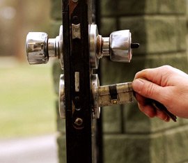 Town Center Locksmith Shop Minneapolis, MN 612-568-1061 Town Center Locksmith Shop Minneapolis, MN 612-568-1061