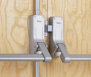 Town Center Locksmith Shop Minneapolis, MN 612-568-1061 - 8-Push-Bars